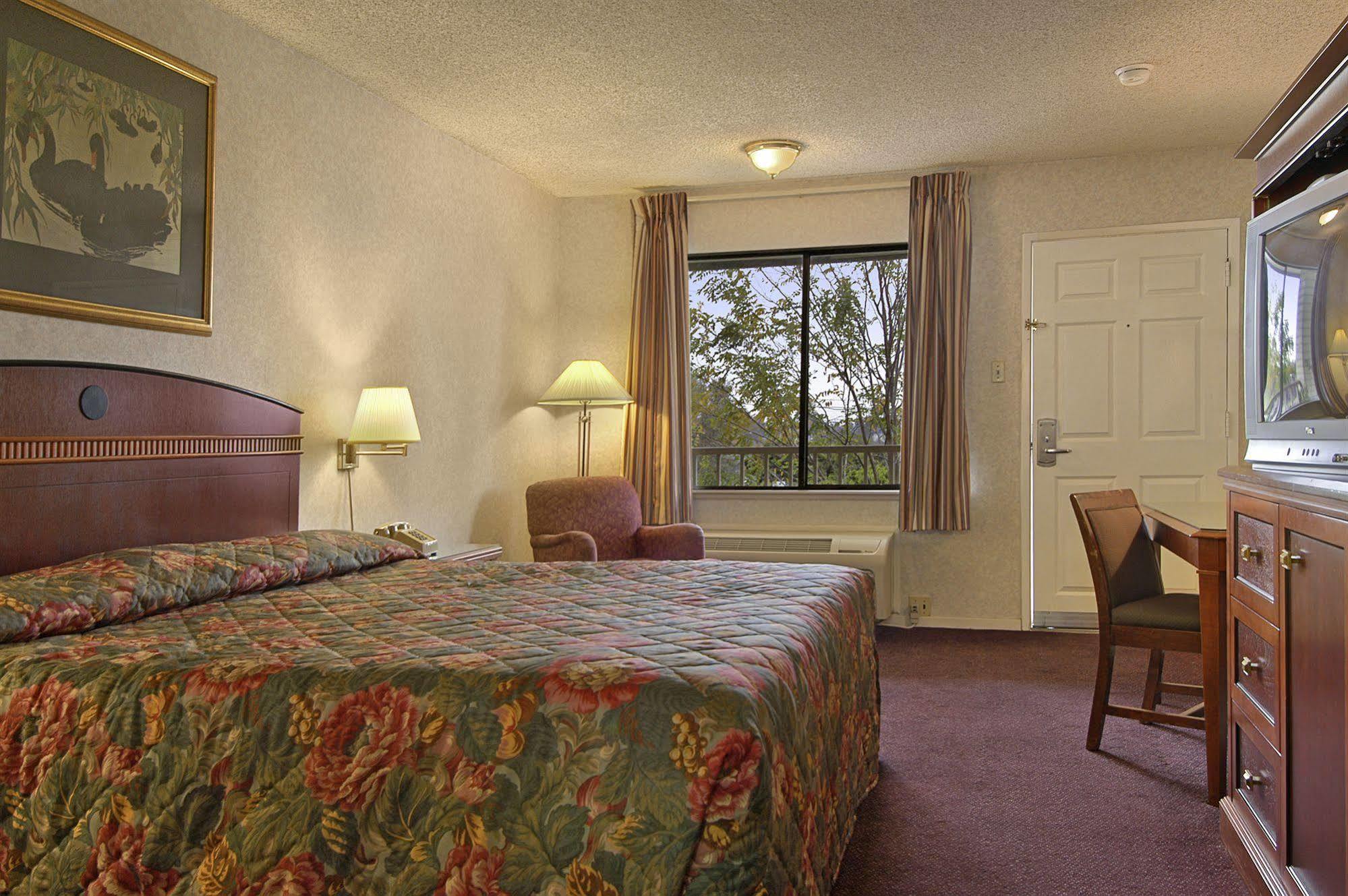 Courtyard Inn North Highlands Chambre photo